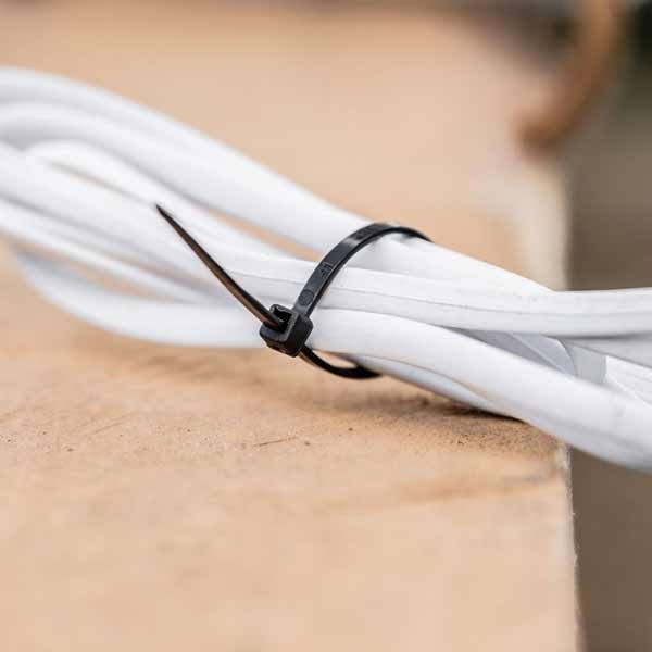 Gardman Medium Cable Ties 3.6mmx200mm 100 Pack 2 Gardman Medium Cable Ties 3.6mmx200mm 100 Pack - Image 2