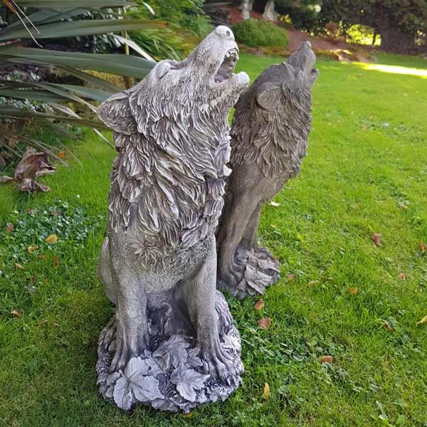 Wolf Stone Garden Ornament 50cm 2 Wolf Stone Garden Ornament 50cm - Image 2