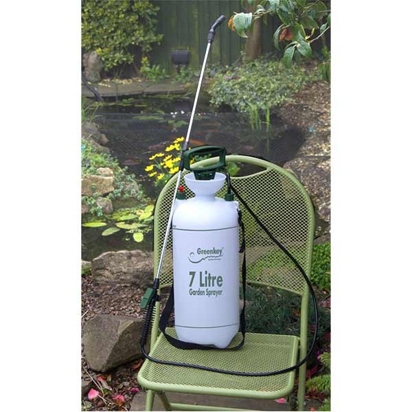 Greenkey Pressure Sprayer with Extension Lance 7 Litre 2 Greenkey Pressure Sprayer with Extension Lance 7 Litre - Image 2