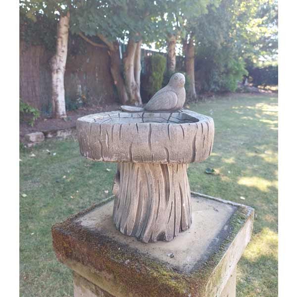 Bird On Log Stone Bird Bath 32cm 2 Bird On Log Stone Bird Bath 32cm - Image 2