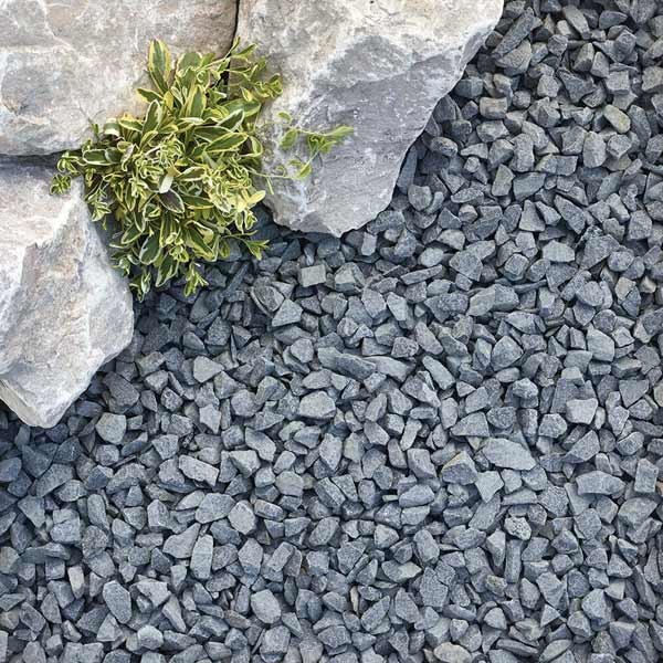 Onyx Black Basalt Chippings 10-20mm 2 Onyx Black Basalt Chippings 10-20mm - Image 2