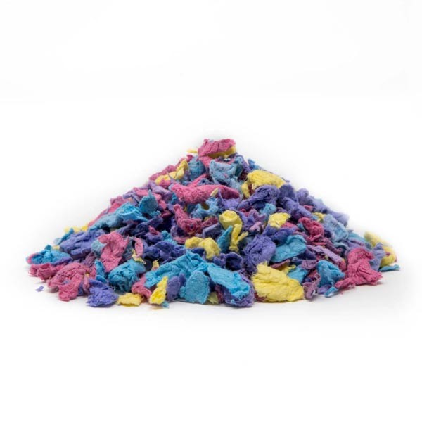 Carefresh Confetti Small Animal Bedding 50 Litres 3 Carefresh Confetti Small Animal Bedding 50 Litres - Image 3