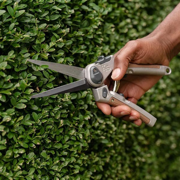 Kent & Stowe SureCut Perennial Snips 2 Kent & Stowe SureCut Perennial Snips - Image 2