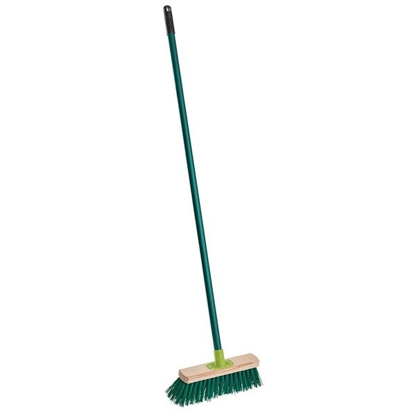 Gardeners Mate Stiff Garden Broom 120cm 1 Gardeners Mate Stiff Garden Broom 120cm