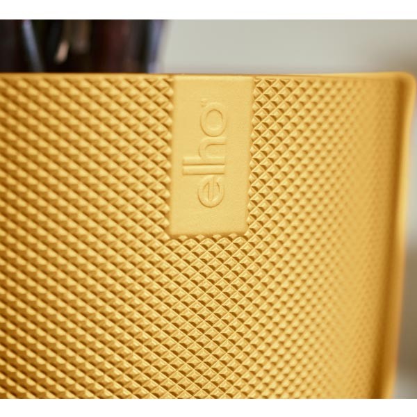Elho Jazz Round Amber Yellow 14cm Flower Pot 3 Elho Jazz Round Amber Yellow 14cm Flower Pot - Image 3