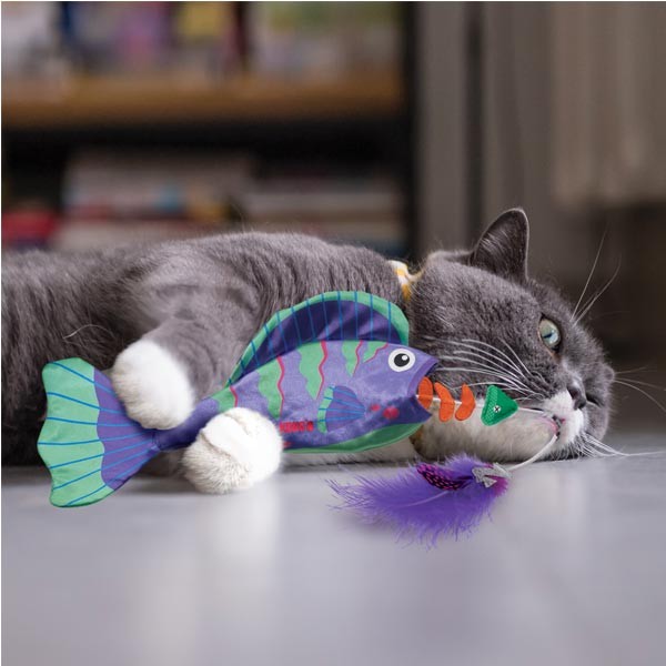 KONG Wrangler Angler Fish Cat Toy 3 KONG Wrangler Angler Fish Cat Toy - Image 3