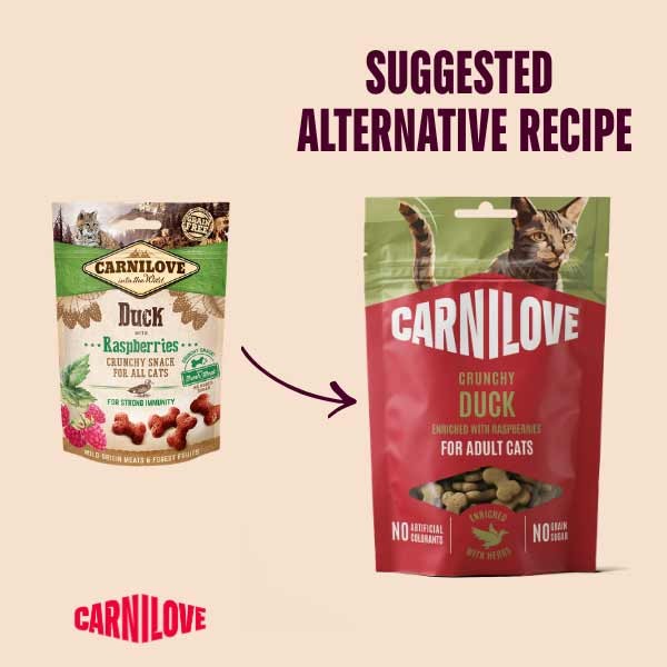 Carnilove Crunchy Snack Duck with Raspberries 50g Cat Treat 2 Carnilove Crunchy Snack Duck with Raspberries 50g Cat Treat - Image 2