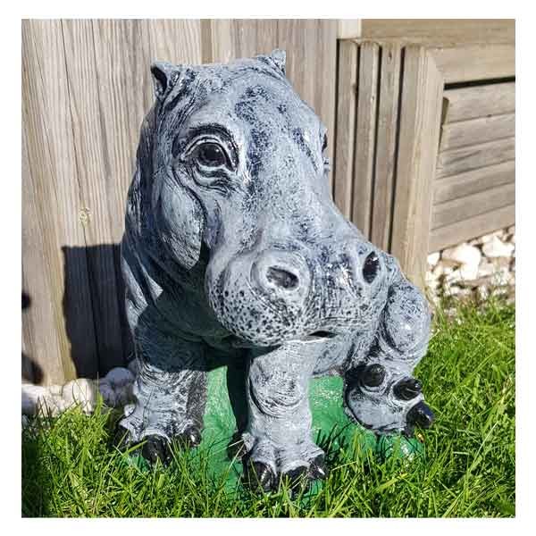 Sitting Hippo Stone Garden Ornament 23cm 2 Sitting Hippo Stone Garden Ornament 23cm - Image 2