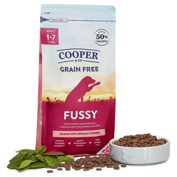 Cooper & Co Fussy Salmon with Spinach & Fennel 1.5kg Dry Dog Food 2 Cooper & Co Fussy Salmon with Spinach & Fennel 1.5kg Dry Dog Food - Image 2